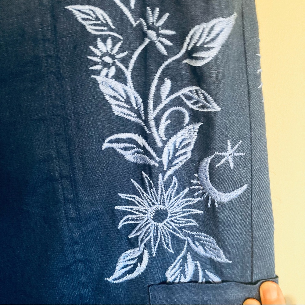 NEW Johnny Was Oleander Wide Leg Cropped Pants Tonal Embroidery Linen Blue S - Picture 12 of 15